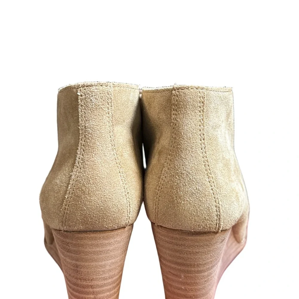 Lucky Brand Tan Suede Lace-Up Wedge Ankle Booties